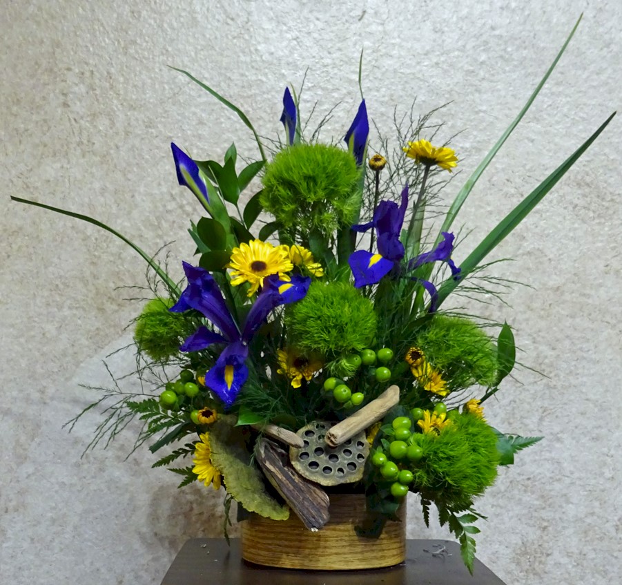 Flowers from Mike and Tracy Hauk and Boys