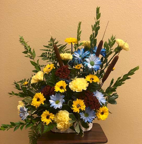 Flowers from Ed & Dixie
Kaydee & Chad
Kathy & Dave
Steve & Stacy and Families