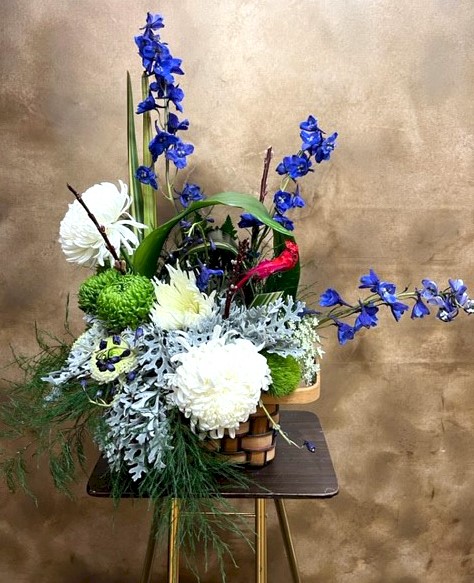 Flowers from Denise, Justin, and Kids Hochhalter