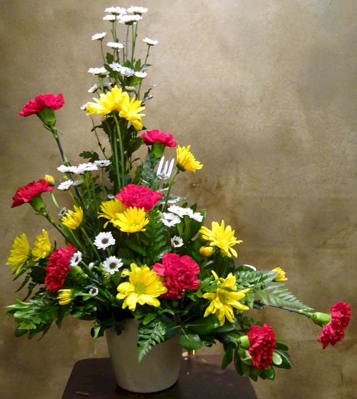 Flowers from The Bensons - Helen, Karla, Cindy, Pam, Randy, and Kevin